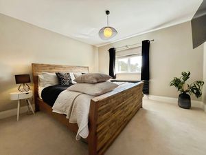 Photo 36- click for photo gallery